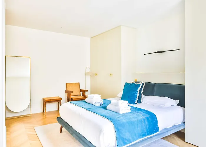 Beautiful Modern 3 Bdr 6p C Ur De Apartman Párizs