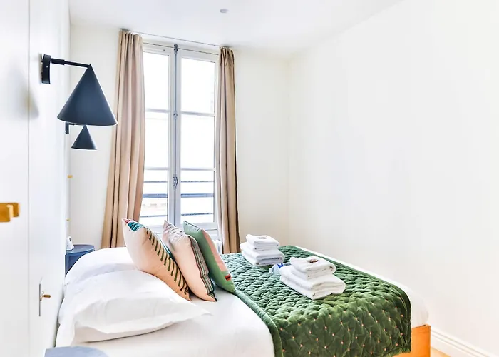 Beautiful Modern 3 Bdr 6p C Ur De דירה *